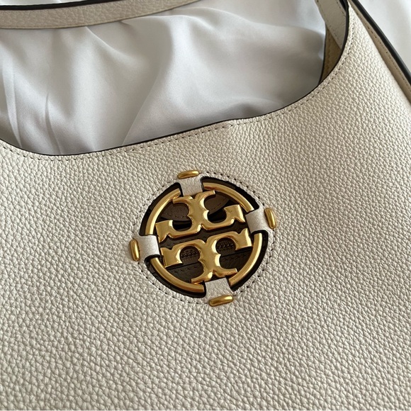 Tory Burch Cream Crossbody Bag with Gold Logo - Picture 5 of 13